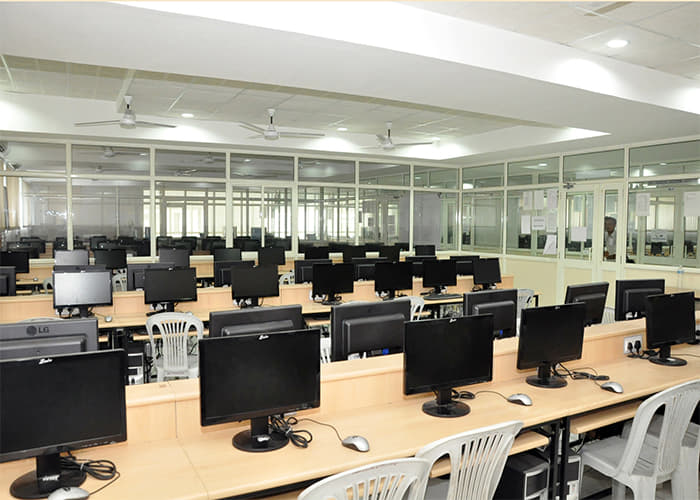 A. D. Patel Institute of Technology Vallabh Vidyanagar Library & Lab photo 7